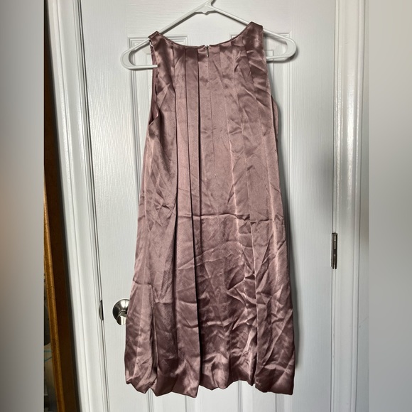 This size 10 Light purple dress perfect for prom - Picture 2 of 3